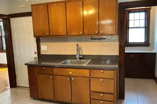 10 Erin St, Middletown, CT 06457 - Photo 14