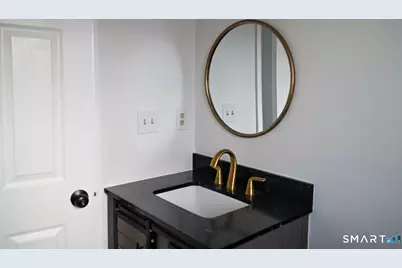 65 Phelps Street, East Hartford, CT 06108 - Photo 12