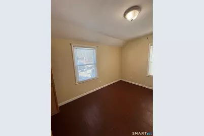 117 Dupont Place #117, Bridgeport, CT 06610 - Photo 10