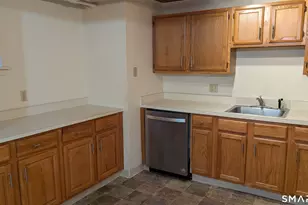 839 Main St, Torrington, CT 06790 - Photo 8