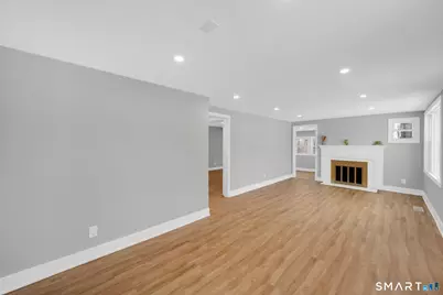 52 Vineyard Road, North Haven, CT 06473 - Photo 6