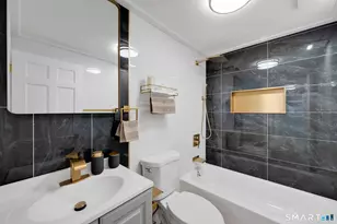 52 Vineyard Rd, North Haven, CT 06473 - Photo 12