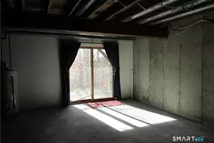 204 New Haven Ave, Derby, CT 06418 - Photo 12