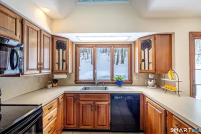 35 Highview Drive, Ridgefield, CT 06877 - Photo 8