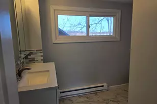 73 Meridian St, Groton, CT 06340 - Photo 6