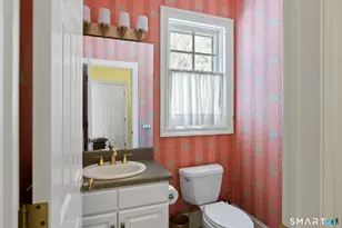 29 Sunset Farm Rd, West Hartford, CT 06107 - Photo 16