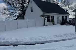 136 Blueberry Hill Rd, Groton, CT 06340 - Photo 1