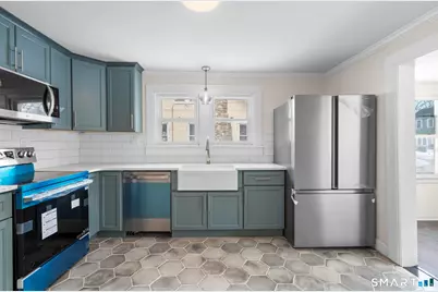 41 Riverview Avenue, Groton, CT 06340 - Photo 6