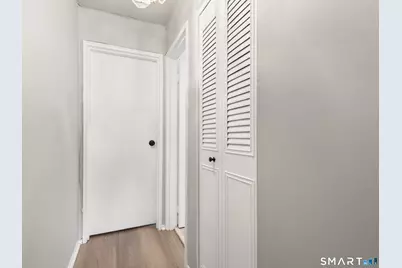 125 Lawn Avenue #B6, Stamford, CT 06902 - Photo 12