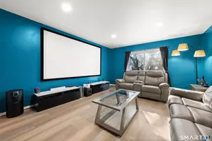 125 Lawn Ave, Stamford, CT 06902 - Photo 2