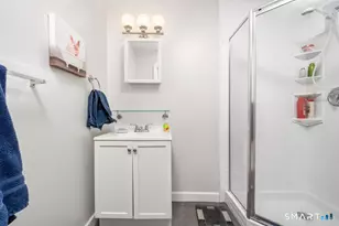 39 Manorwood Dr, Branford, CT 06405 - Photo 24