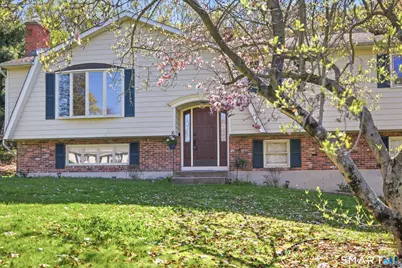 26 Lindsley Drive, Wolcott, CT 06716 - Photo 2