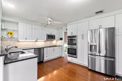 167 Larkspur Road, Stamford, CT 06903 - Photo 2