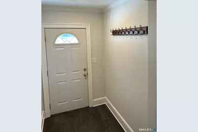 124 Pemberwick Road #Left Side, Greenwich, CT 06831 - Photo 2