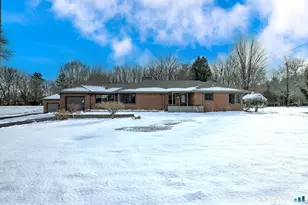 53 Geer St, Cromwell, CT 06416 - Photo 2