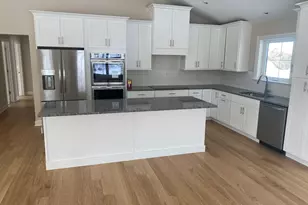 919 Strongtown Road Rd, Southbury, CT 06488 - Photo 4