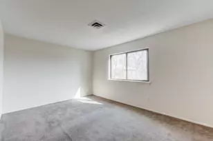 285 Queen St, Southington, CT 06489 - Photo 18