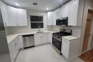 564 Fairfield Ave, Stamford, CT 06902 - Photo 1