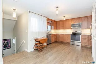 50 Hollister Way S, Glastonbury, CT 06033 - Photo 2