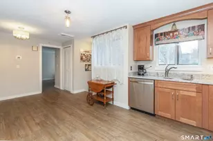 50 Hollister Way S, Glastonbury, CT 06033 - Photo 10