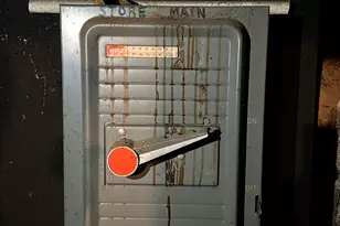 1365 E Main St, Bridgeport, CT 06608 - Photo 38