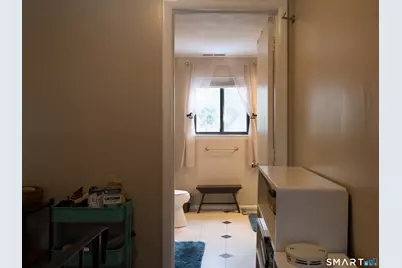 65 Cambridge Court #65, Beacon Falls, CT 06403 - Photo 18