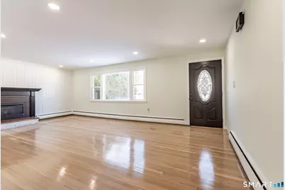 26 Kelly Road, Hamden, CT 06518 - Photo 8