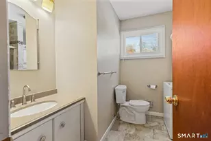 260 Overland Dr, Stratford, CT 06614 - Photo 18