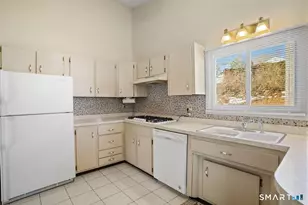 260 Overland Dr, Stratford, CT 06614 - Photo 16