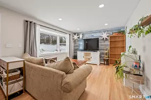 295 Phoenix St, Vernon, CT 06066 - Photo 4