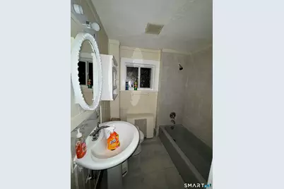 18 Woolsey Street, New Haven, CT 06513 - Photo 6