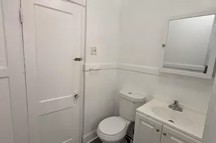 37 Eastwood Ave, Waterbury, CT 06705 - Photo 12