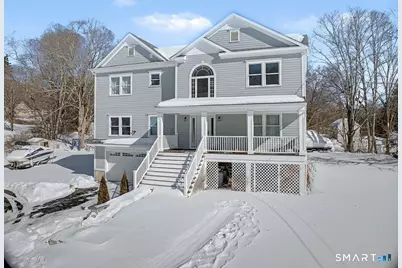 4 Sunnyview Terrace, Newtown, CT 06482 - Photo 2