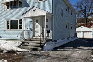 123 Summerfield Ave, Bridgeport, CT 06610 - Photo 2