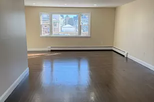 123 Summerfield Ave, Bridgeport, CT 06610 - Photo 4