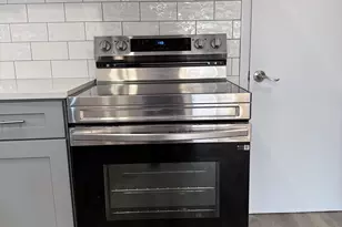 123 Summerfield Ave, Bridgeport, CT 06610 - Photo 6