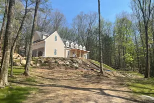 11 Evergreen Dr, Roxbury, CT 06783 - Photo 2