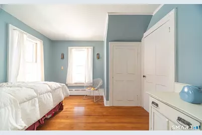 185 Broadway Street, Norwich, CT 06360 - Photo 32