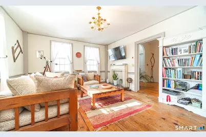 185 Broadway Street, Norwich, CT 06360 - Photo 8