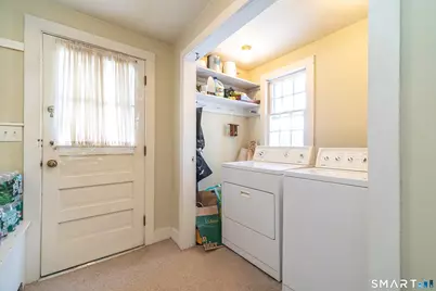 185 Broadway Street, Norwich, CT 06360 - Photo 24