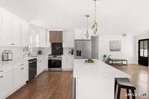 489 Derby-Milford Rd, Orange, CT 06477 - Photo 10