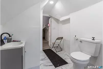 31 Vega Street, New Britain, CT 06051 - Photo 24