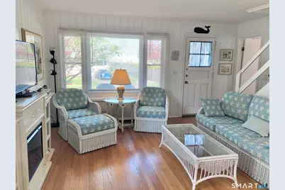 40 Parkway South, New London, CT 06320 - Photo 8