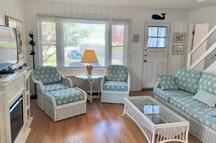 40 Parkway S, New London, CT 06320 - Photo 8