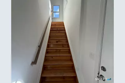 30 Dora Street, Stamford, CT 06902 - Photo 2