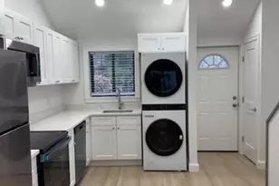 38B Putnam Green, Greenwich, CT 06830 - Photo 8