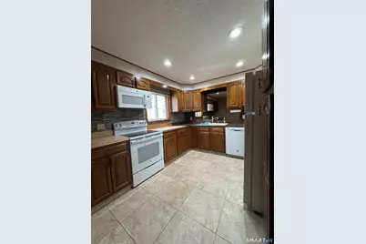 444 Prospect Street, Torrington, CT 06790 - Photo 6