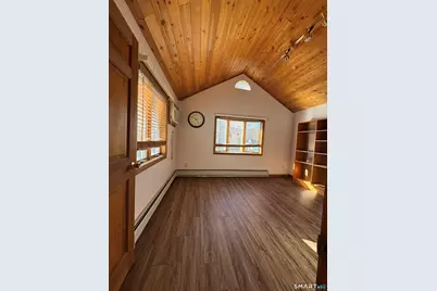 444 Prospect Street, Torrington, CT 06790 - Photo 10