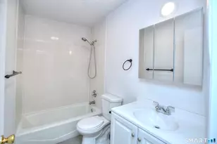 638 Cove Rd, Stamford, CT 06902 - Photo 24