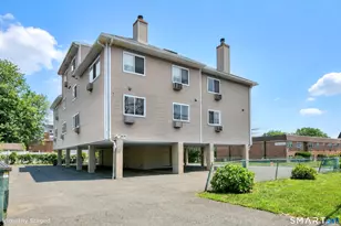 638 Cove Rd, Stamford, CT 06902 - Photo 4